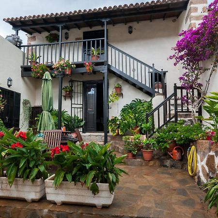 Вилла Casa La Fuente Арона Экстерьер фото