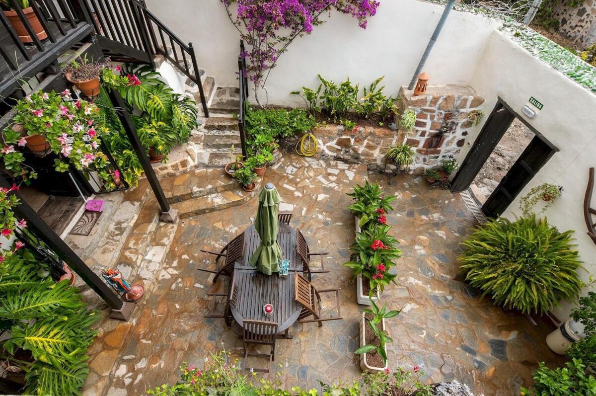 Вилла Casa La Fuente Арона Экстерьер фото